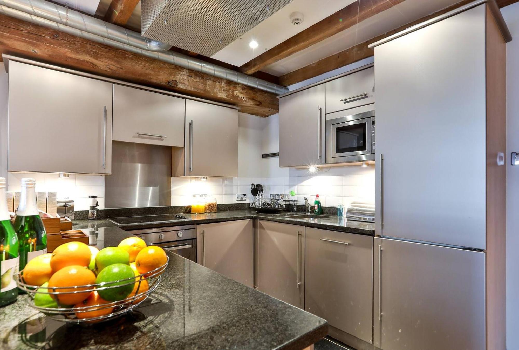 Wild Roses Serviced Apartments - Excel Warehouse 1 London Exterior photo